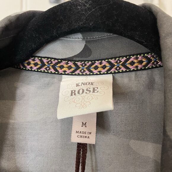 Knox Rose Military Camo Jacket Women Size M Gray Fitted Waist Button Up NEW - Picture 4 of 9